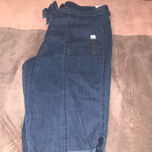 Lane Bryant new crop pedal jeans - Picture 4 of 5